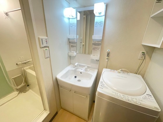洗面設備　※別部屋の写真です