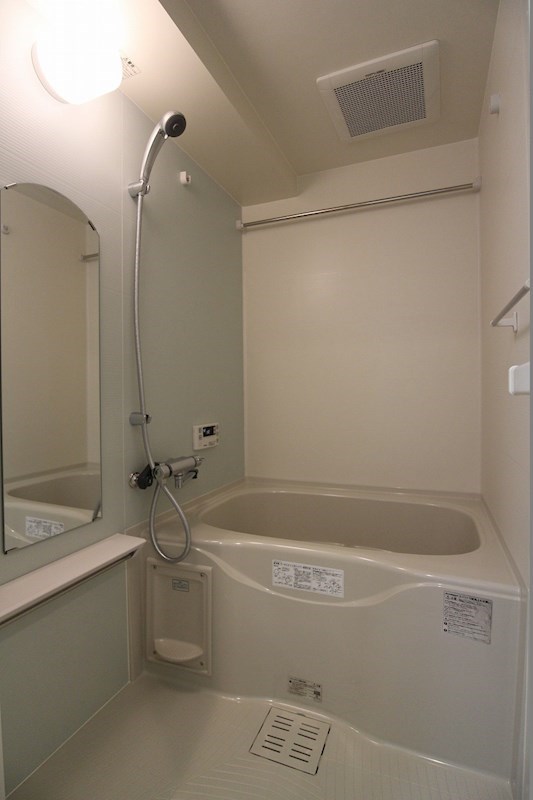 バス・シャワールーム　※同施工会社の別物件参照。