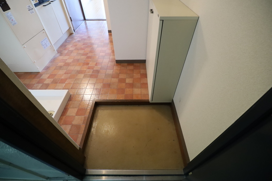 玄関　※別部屋の写真です