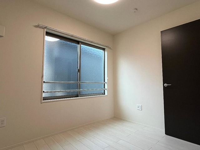 その他部屋・スペース　フローリングの室内です。