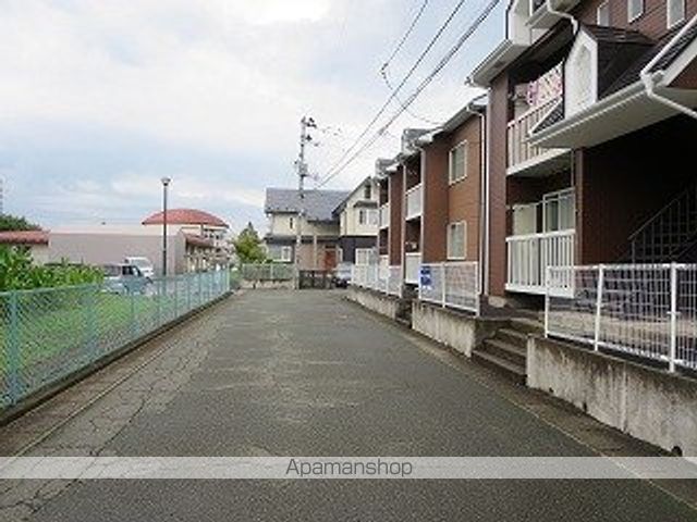 その他　周辺道路（その他）まで0m