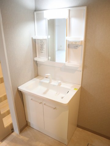 洗面設備　生活に欠かせない独立洗面台です