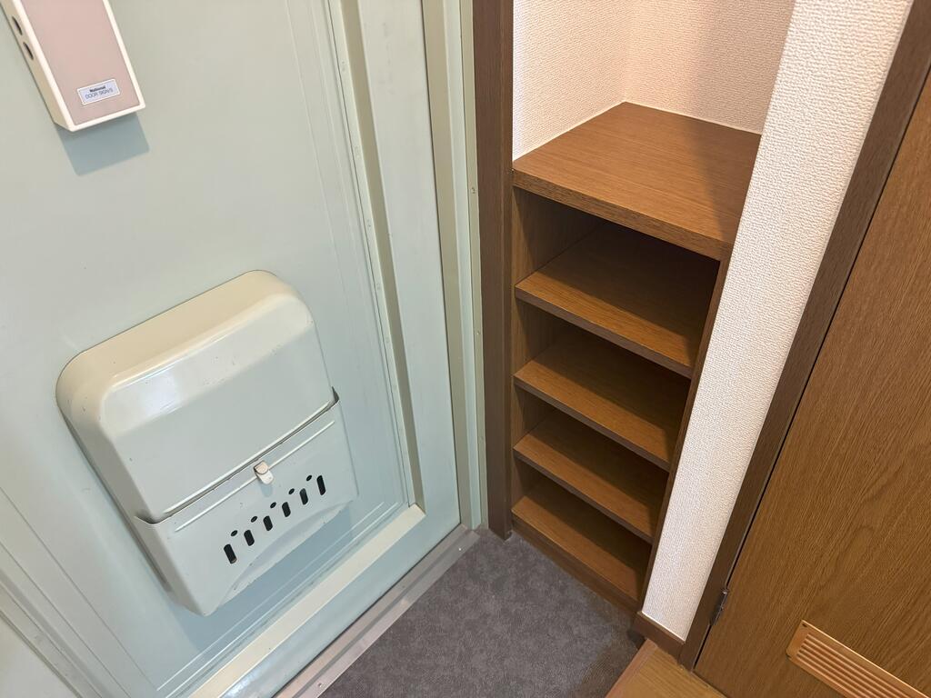 その他　靴箱