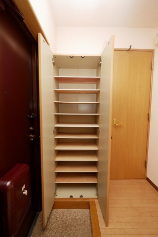 収納　シューズBOX