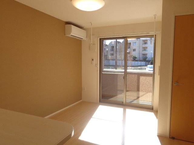 居室・リビング　リビング