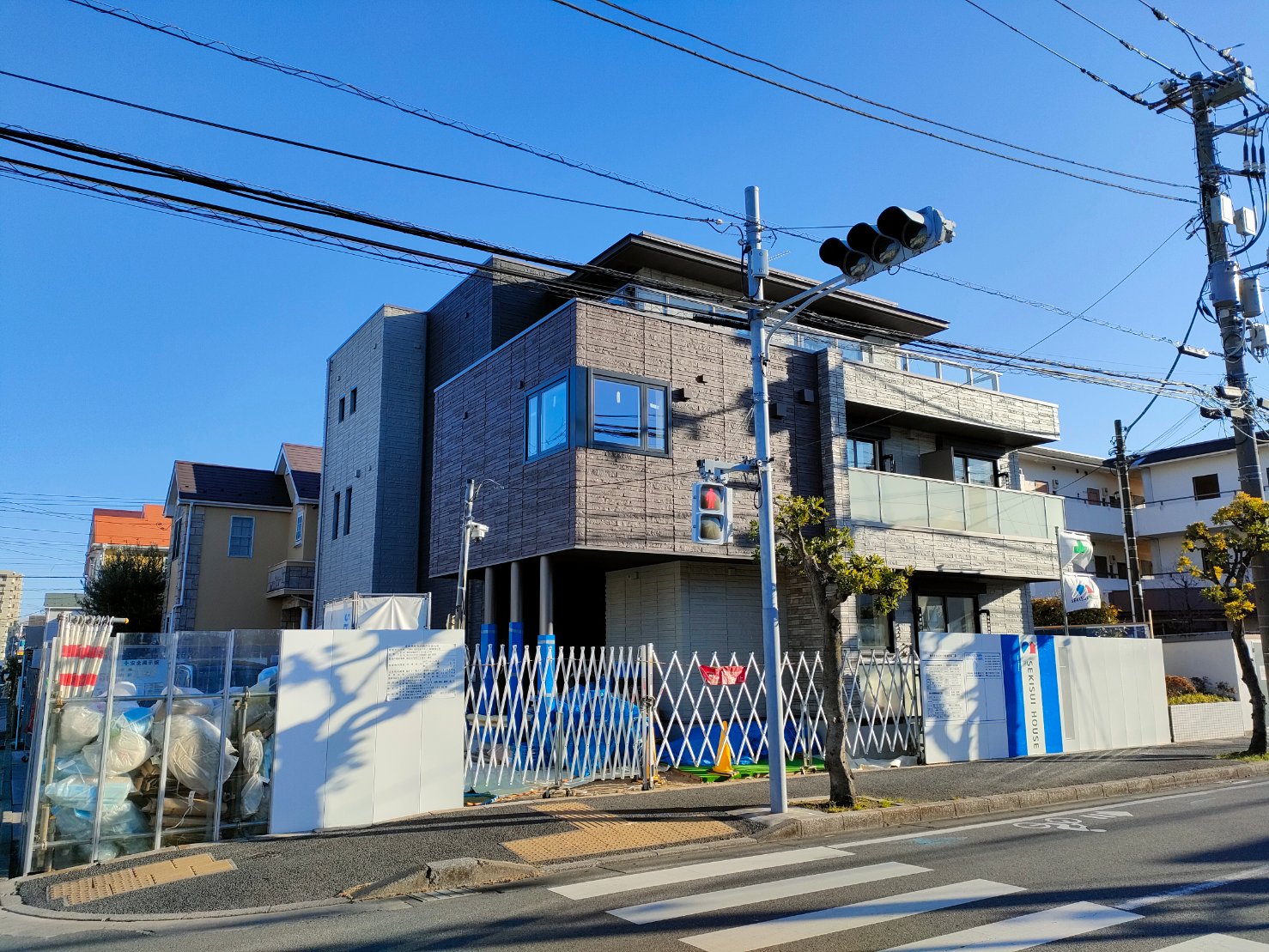 ディメルの外観