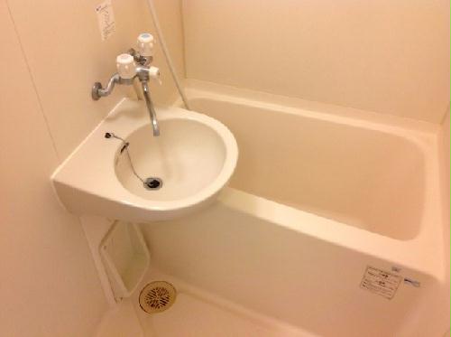 バス・シャワールーム　現況優先