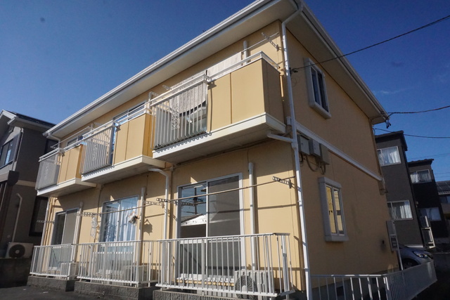 建物外観　【バルコニー側からみた外観】