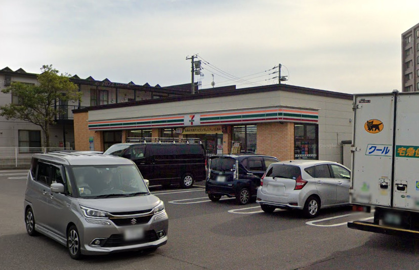 コンビニ　セブンイレブン 室蘭中島町2丁目東店（コンビニ）まで613m