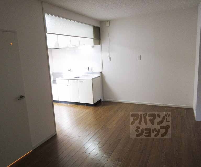 居室・リビング　開放的なお部屋です！