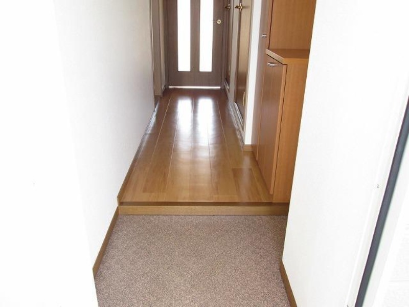 玄関　図面と現状に相違がある場合には現状を優先