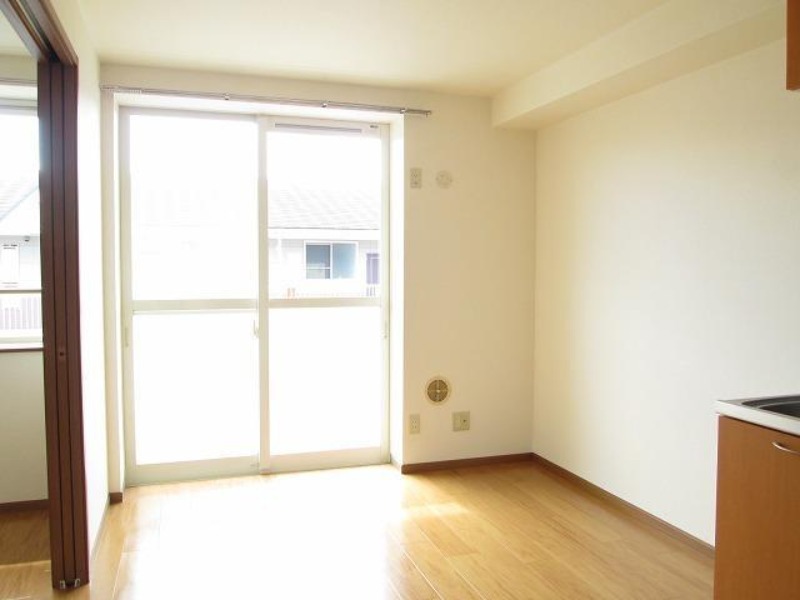 居室・リビング　図面と現状に相違がある場合には現状を優先