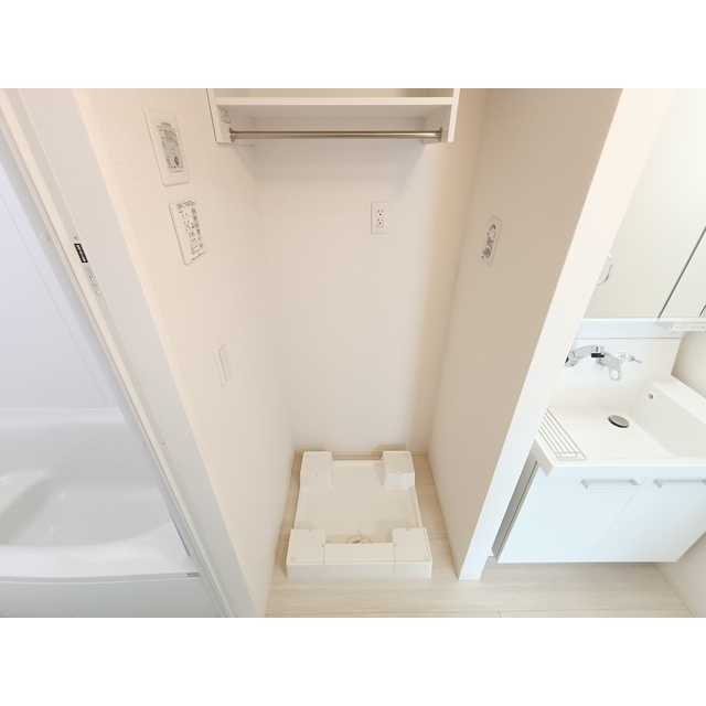 その他　洗濯機置場