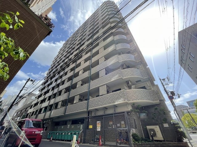 建物外観　落ち着いた雰囲気の外観です