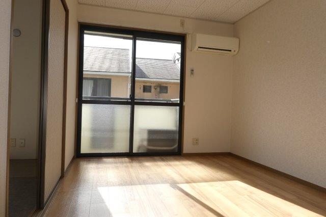 居室・リビング　洋室