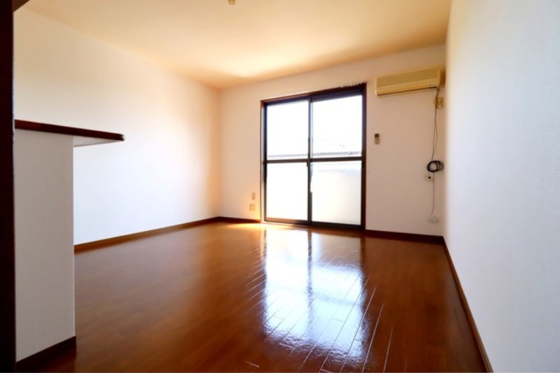 居室・リビング　図面と現状に相違がある場合には現状を優先