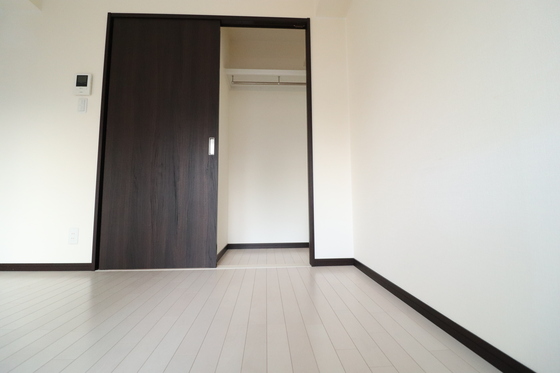 収納　※別号室の写真です。