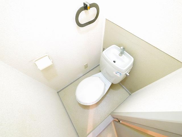 トイレ　清潔感のあるトイレです
