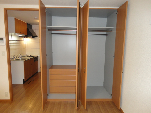 収納　クローゼット