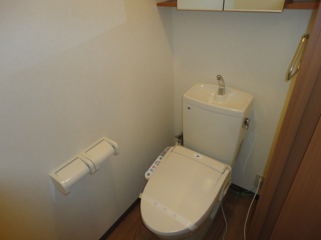 トイレ　シャワー付トイレ