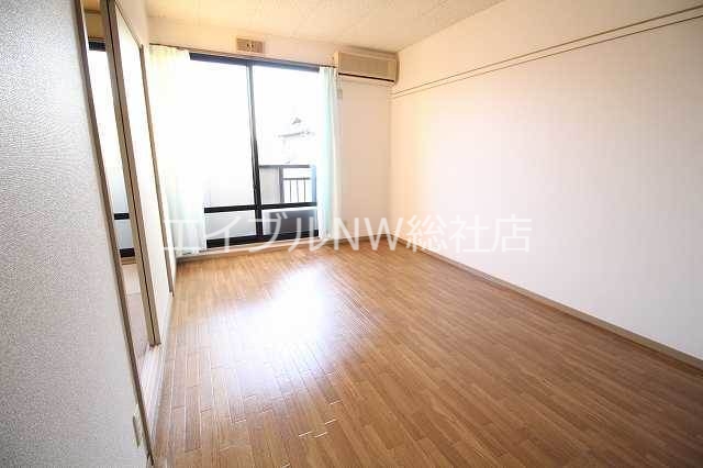 居室・リビング　洋室