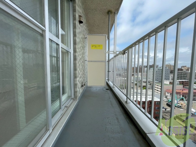 バルコニー　バルコニーが付いていますので一息ついてみてはいかがですか。