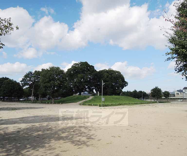 公園　唐橋西寺公園（公園）まで90m