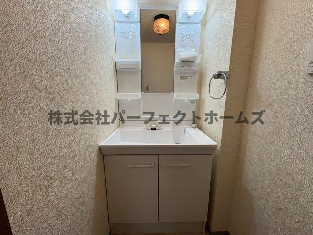 洗面設備　忙しい朝には欠かせない洗面所です