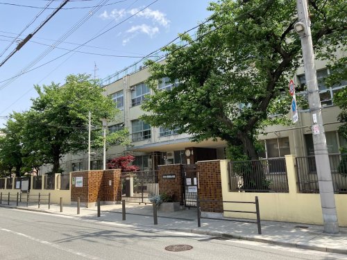 小学校　大阪市立東田辺小学校（小学校）まで703m
