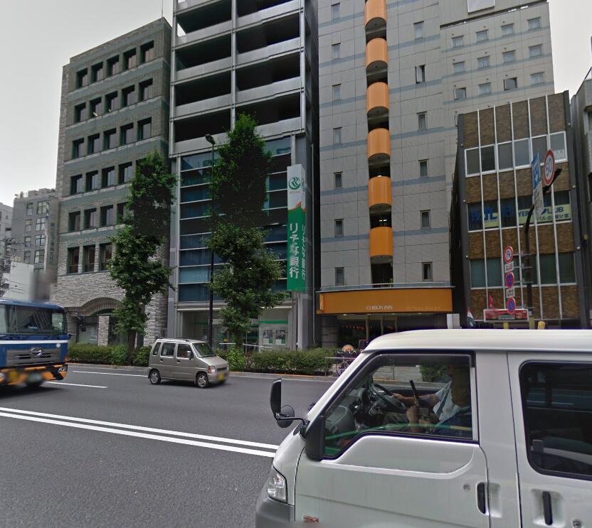 銀行　りそな銀行 浅草支店（銀行）まで698m