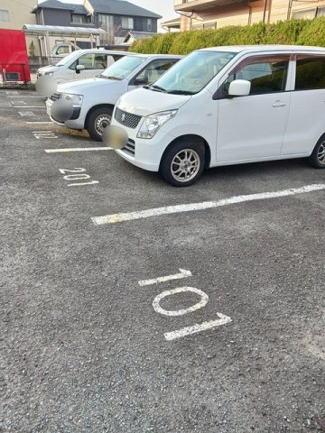 駐車場　駐車場完備です