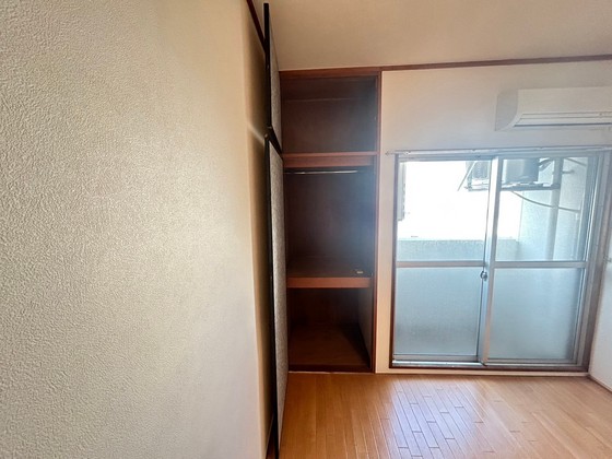 収納　※別部屋の写真です