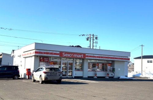 コンビニ　セイコーマート 鶴野東店（コンビニ）まで493m