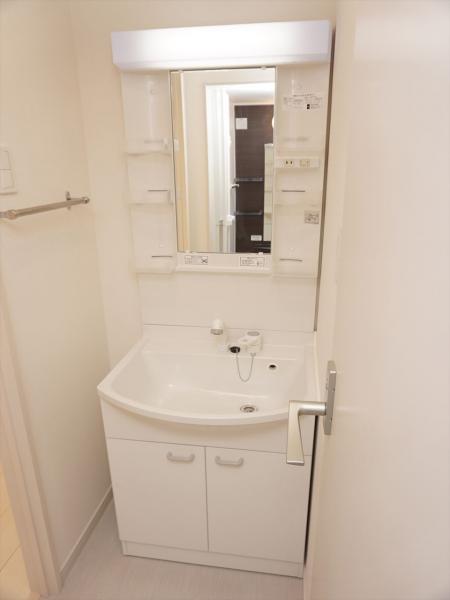 洗面設備　洗面所