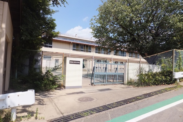 中学校　川崎市立有馬中学校（中学校）まで347m