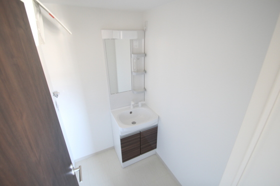 洗面設備　※別号室の写真です