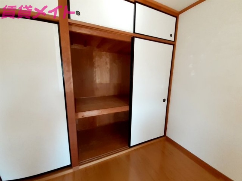 収納　同建物の別部屋写真です
