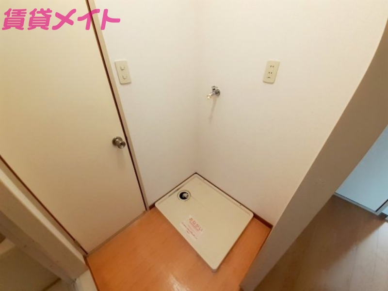 その他設備　同建物の別部屋写真です