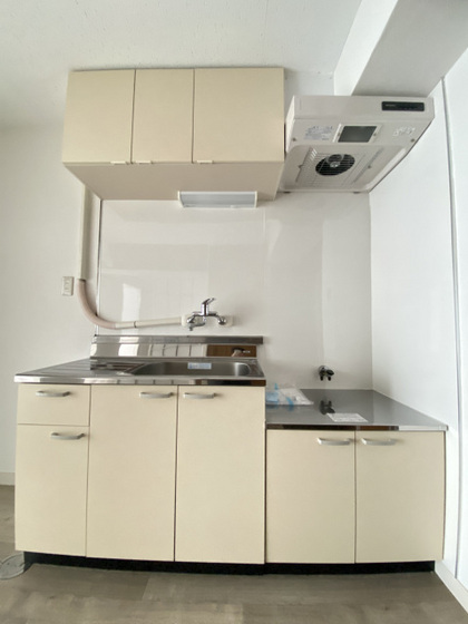 キッチン　※別部屋の写真です