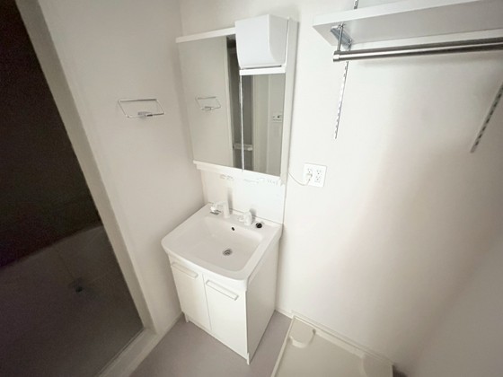 洗面設備　※参考　同シリーズの写真です