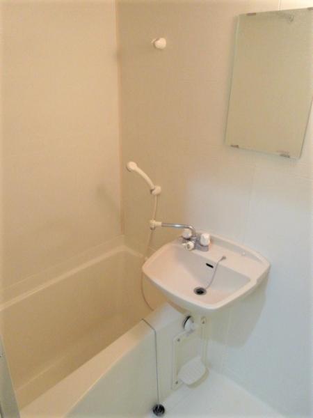 バス・シャワールーム　浴室