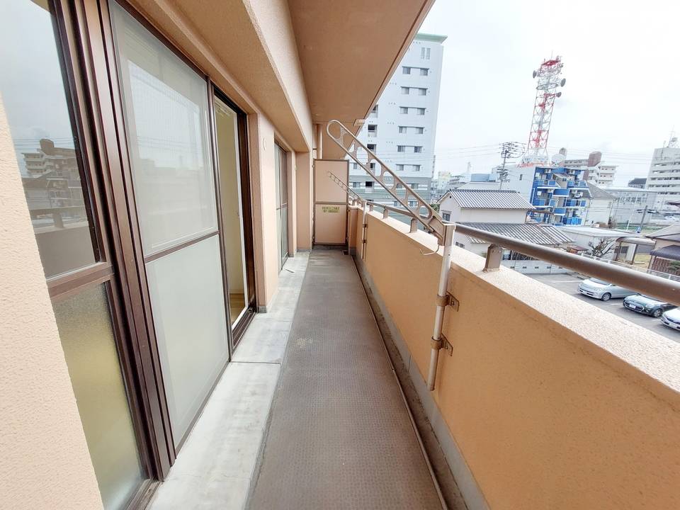 バルコニー　バルコニー