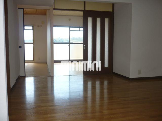 居室・リビング　室内写真です。