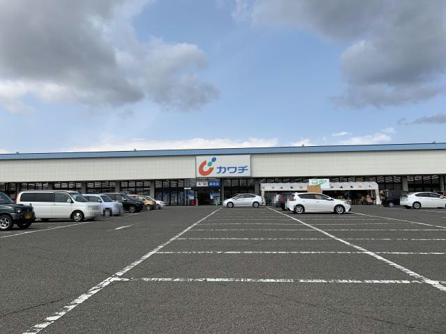 ドラックストア　カワチ薬品富田店（ドラッグストア）まで1015m
