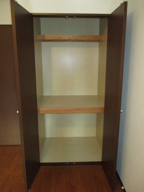 収納　クローゼット