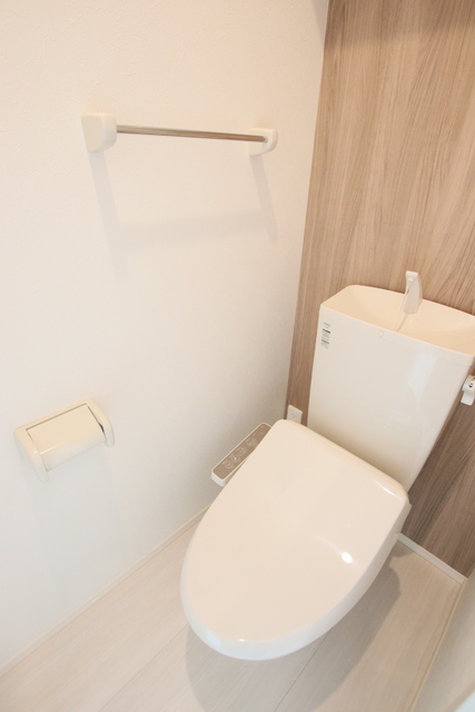 トイレ　嬉しい洗浄便座♪