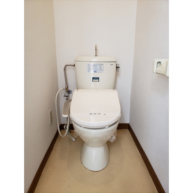 トイレ　シャワー付トイレ