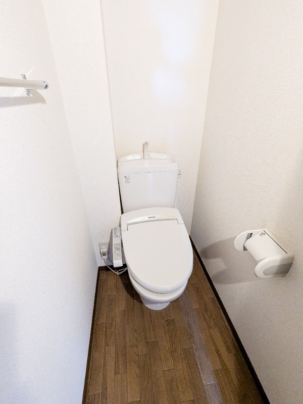 トイレ　図面と現状に相違がある場合には現状を優先