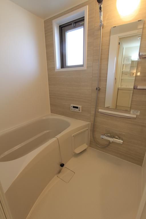 バス・シャワールーム　※家具は付きません。写真は同タイプの別部屋です。