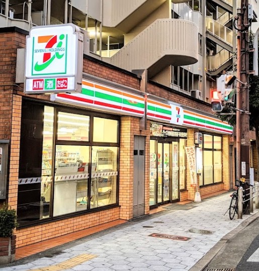 コンビニ　セブンイレブン 大阪西本町2丁目店（コンビニ）まで63m